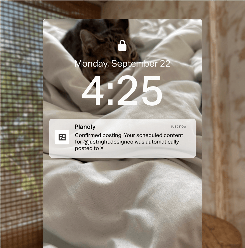 Threads content being planned in the Planoly mobile app.